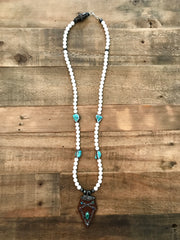 Scenic Woods n’ Turquoise NeckGarland